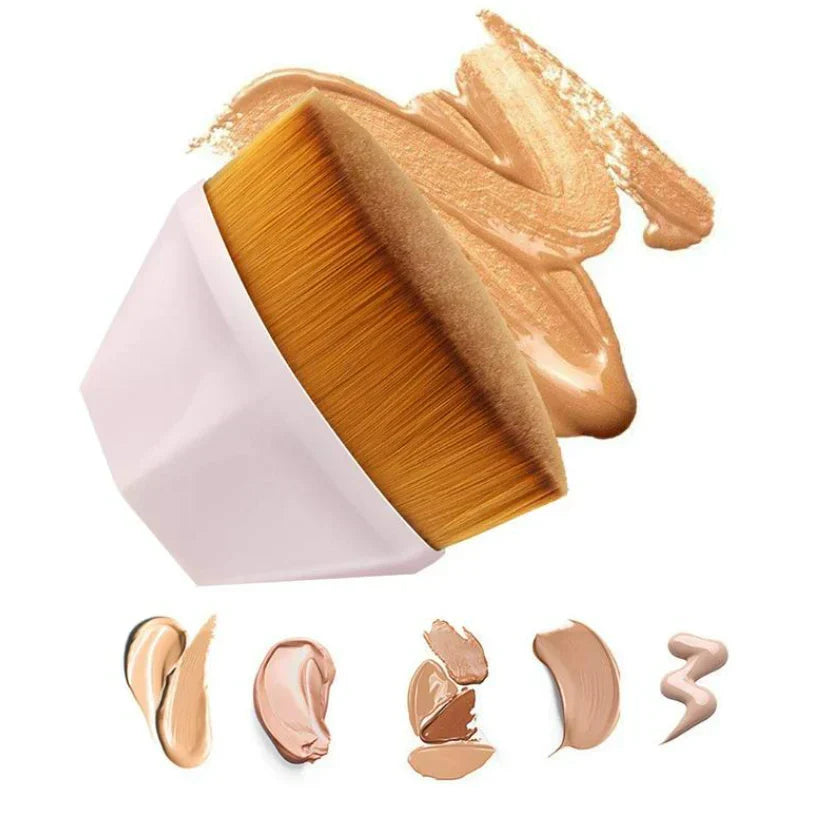 High-Density Seamless Foundation Brush